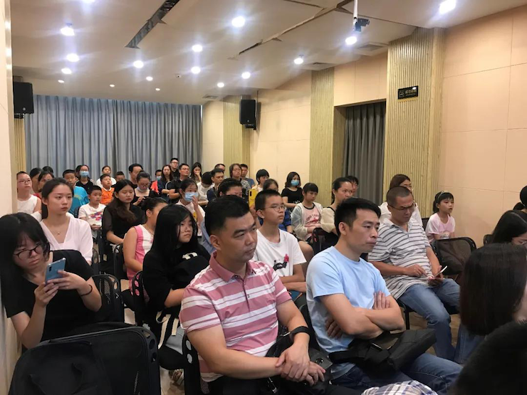 活动报道 | 远程艺术教育大师课活动——利来w66特邀艺术家张奕明大师课
